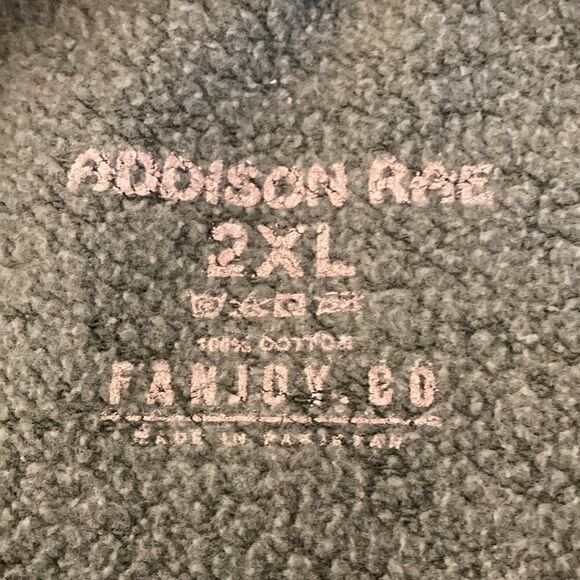 Addison Rae “Too Smiley For You” Green Sweatshirt. Size 2XL. Unisex. - Picture 3 of 5